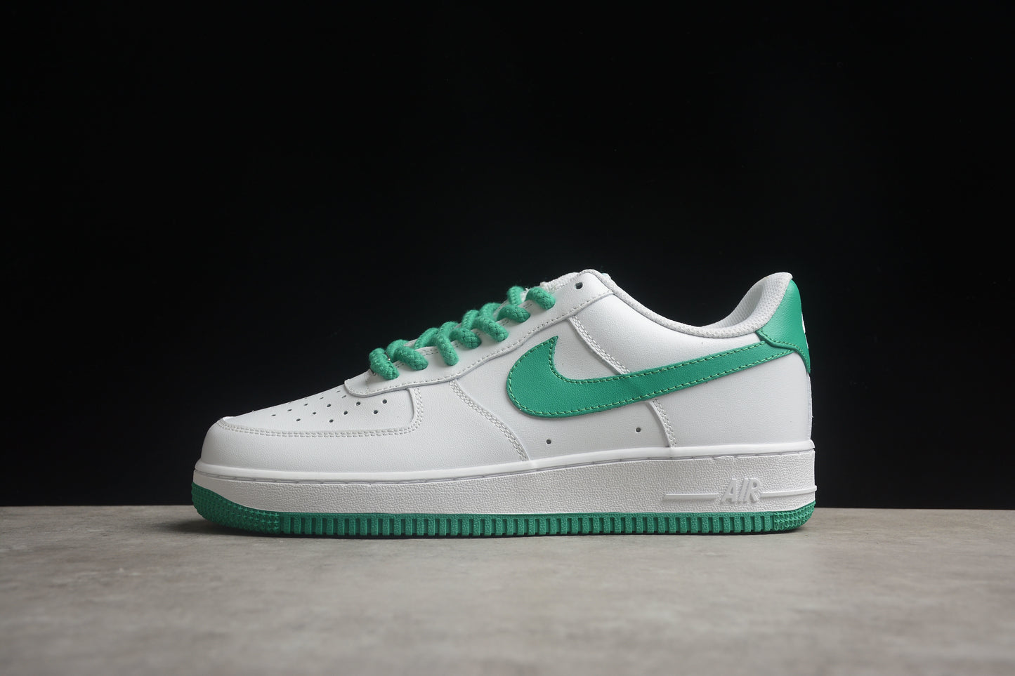 Nk Air Force 1'07 Low FJ4146-102