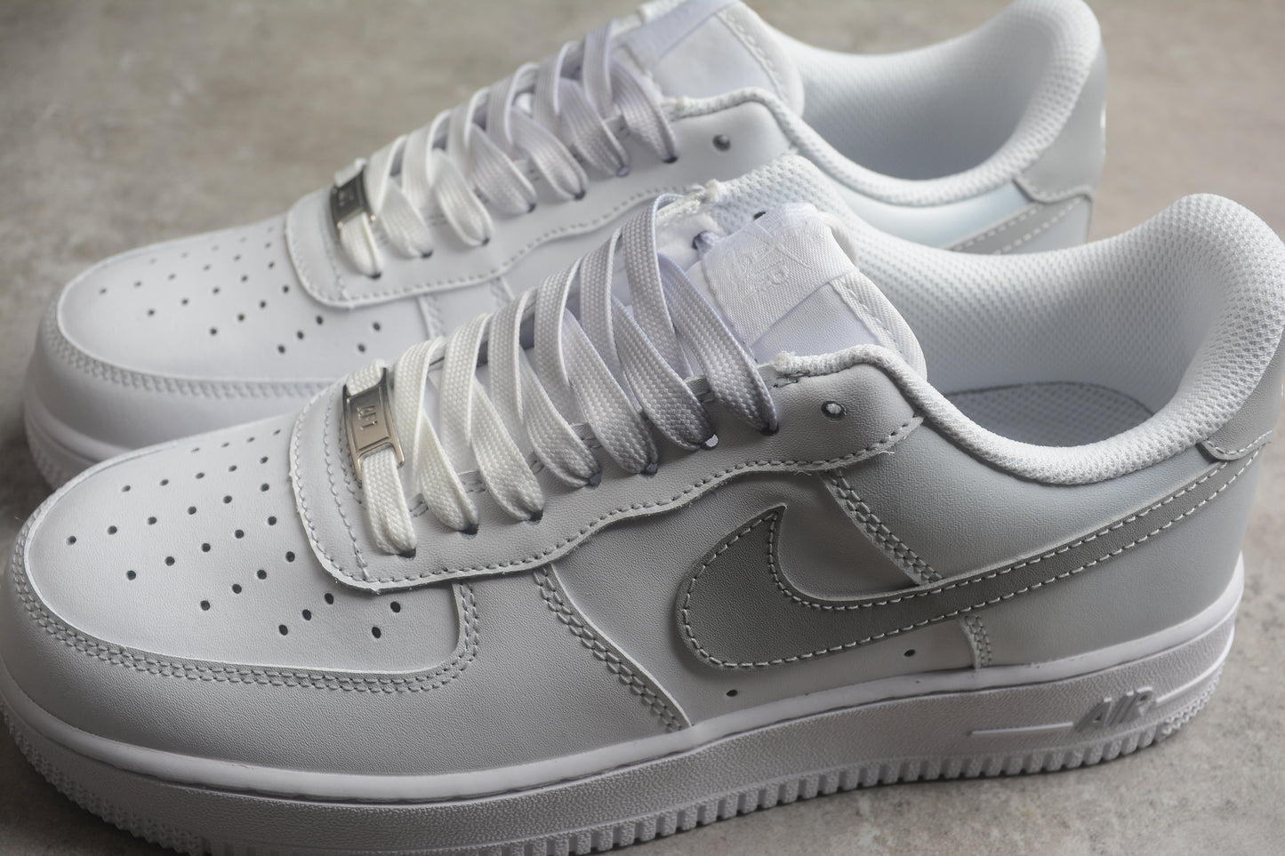 Nk Air Force 1'07 Low FN0366-102