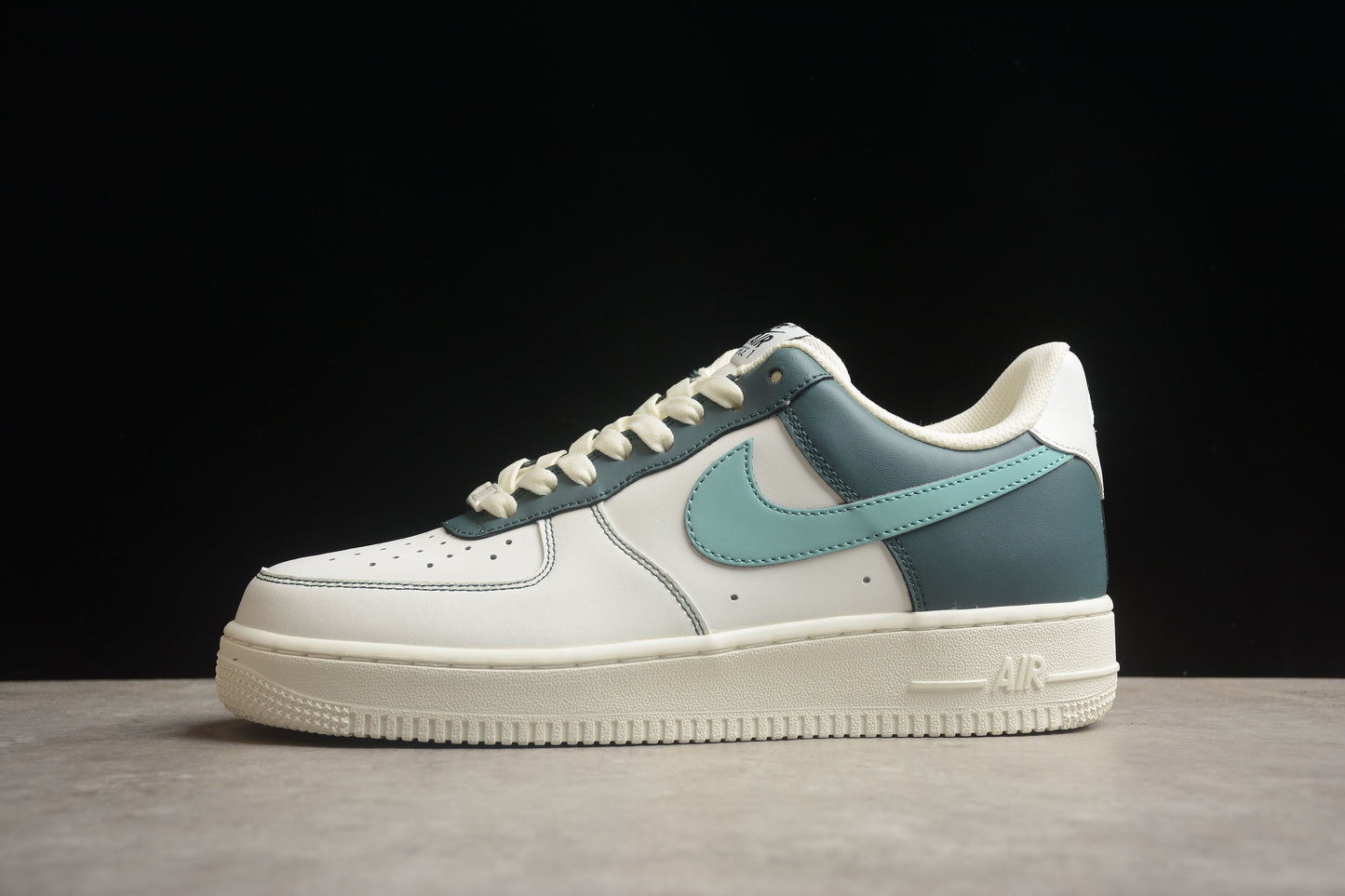 Nk Air Force 1'07 Low LT0226-301