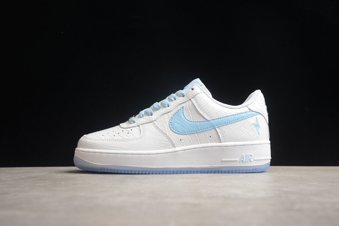 Nk Air Force 1'07 Low "Ladainian Tomlinson" DD0614-331