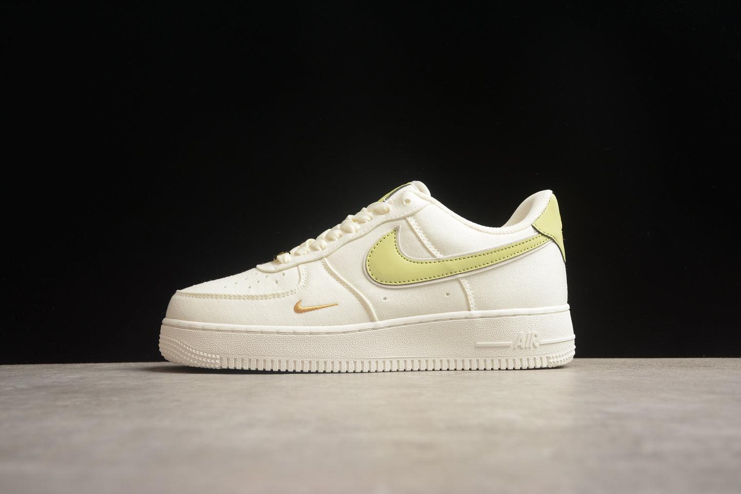 Nk Air Force 1'07 Low MN5696-109