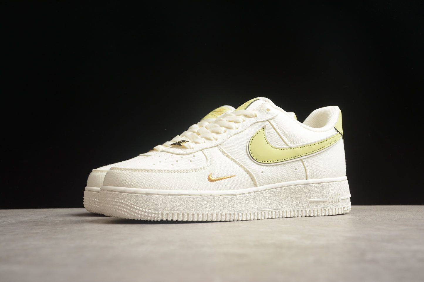 Nk Air Force 1'07 Low MN5696-109