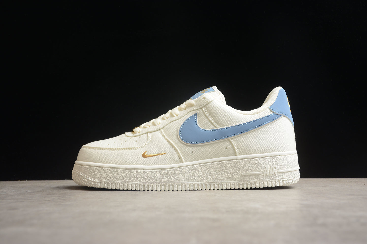 Nk Air Force 1'07 Low MN5696-209