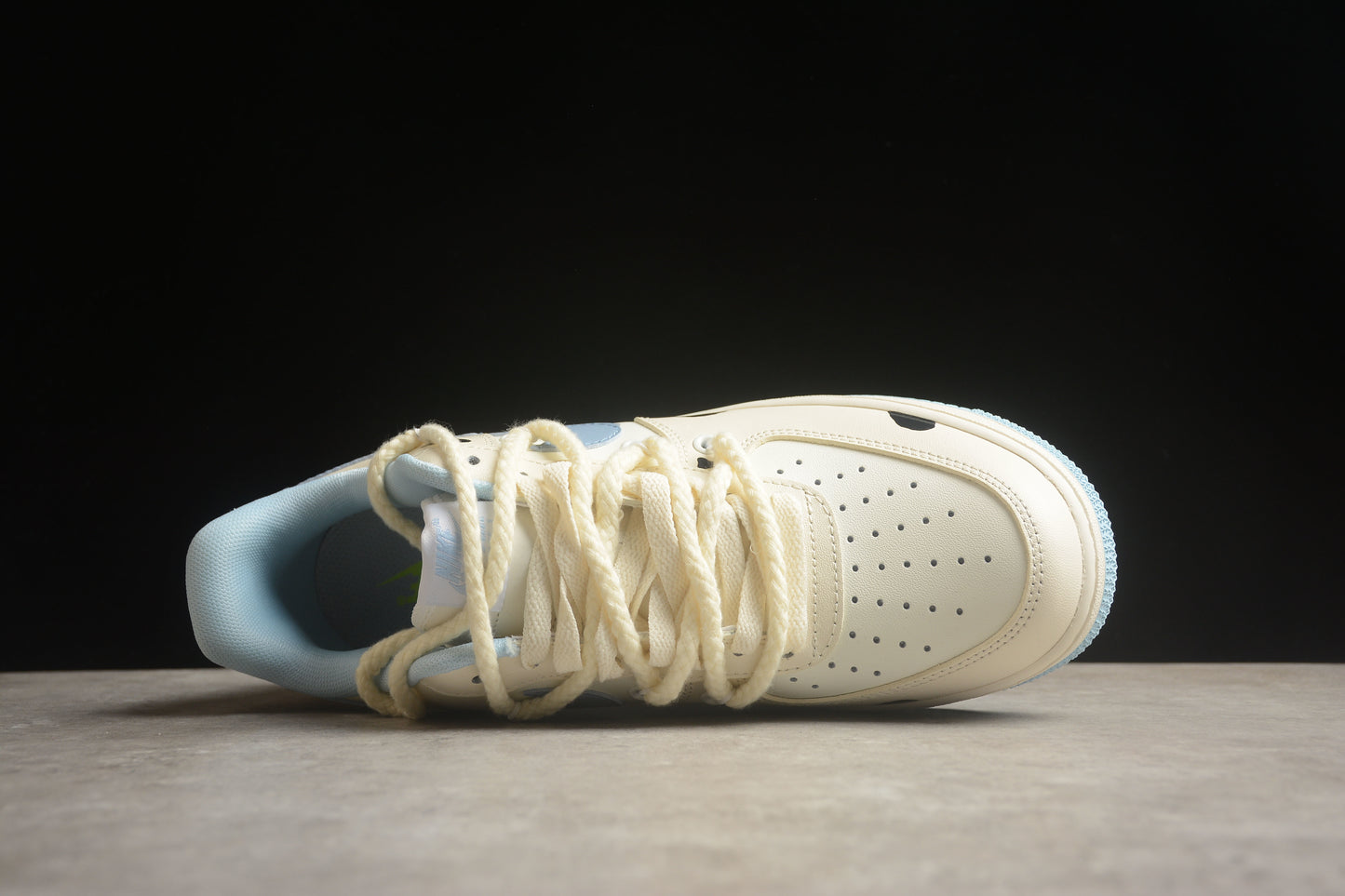 Nk Air Force 1'07 Low "Milk Pig" BD7701-110