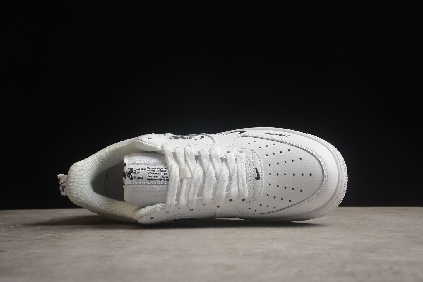 Nk Air Force 1'07 Low "Smiley Face" FB8971-020