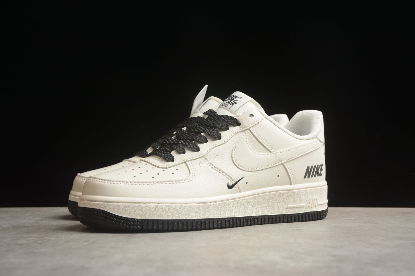 Nk Air Force 1'07 Low TV2306-257