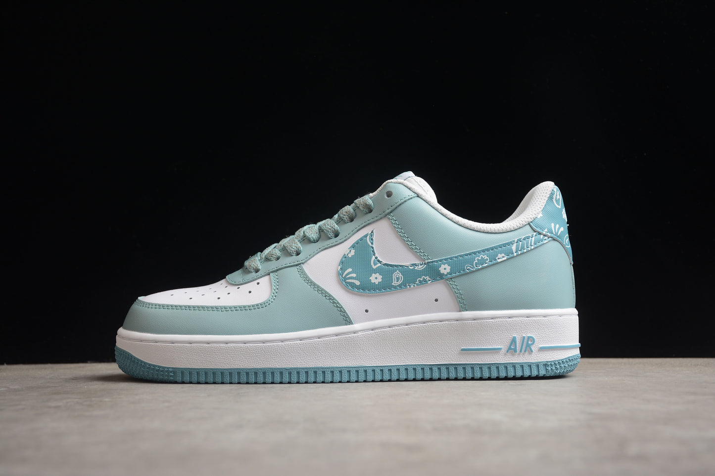 Nk Air Force 1'07 Low XM9612-092