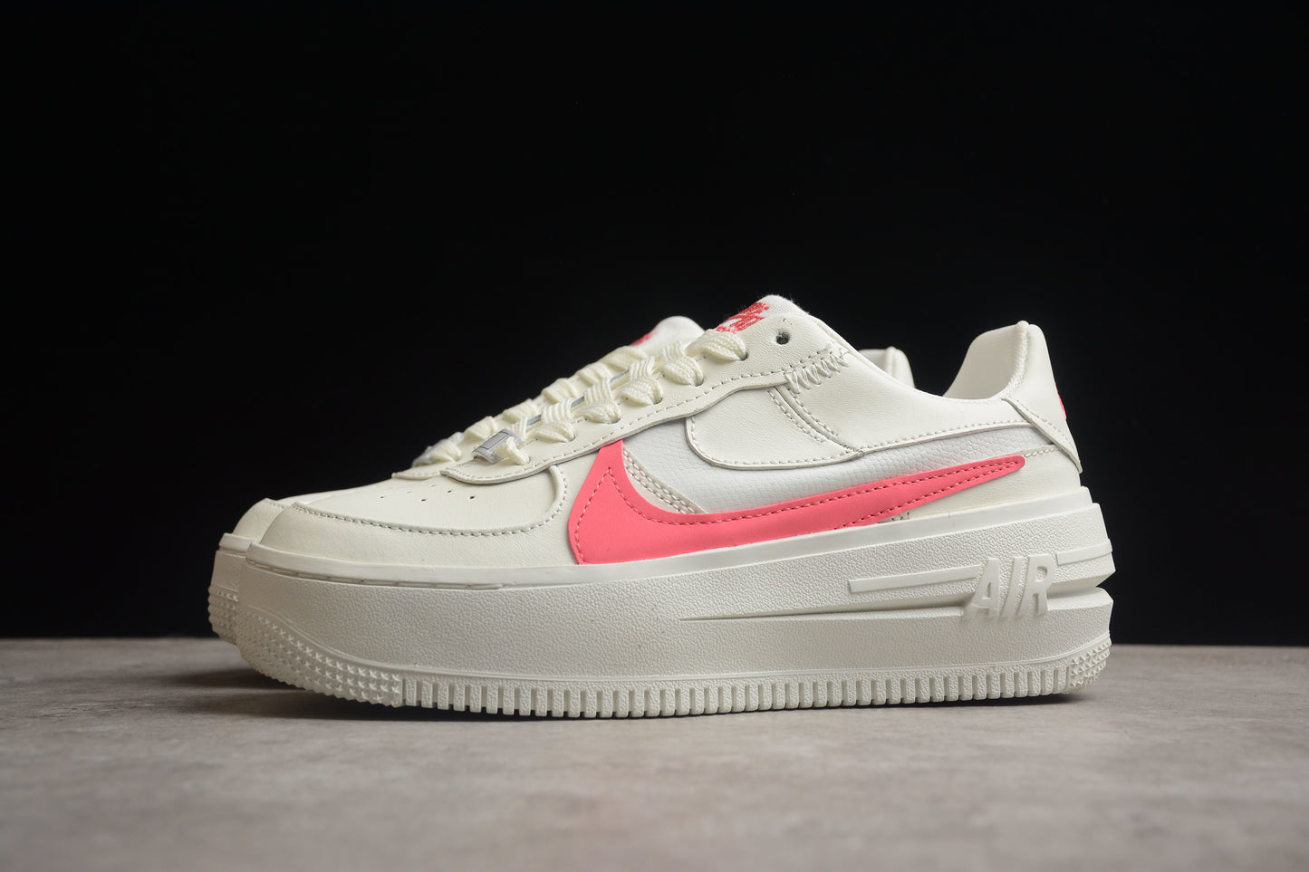 Nk Air Force 1 PLT.AF.ORM DJ9946-105