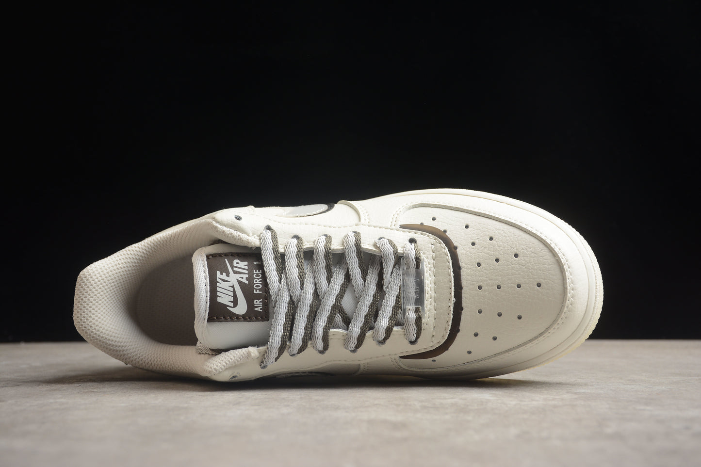 Nk Ait Force 1'07 Mid "Dice God" CW1574-801