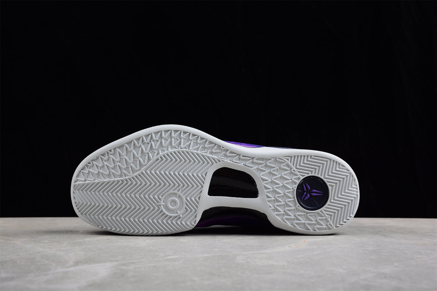 Nk Kobe 8 "SYSTEM" 555035-500