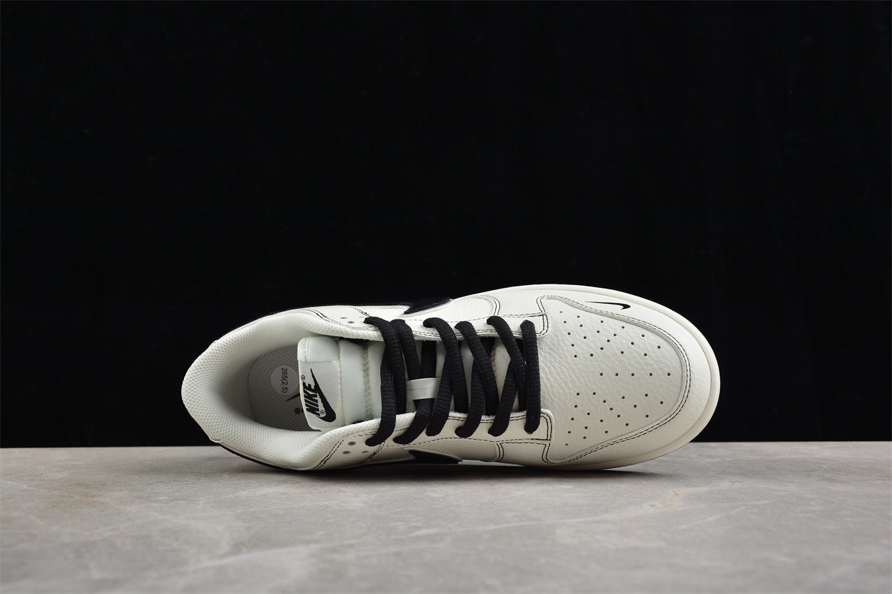 Nk SB Dunk Low Supreme x The North Face BM0234-501