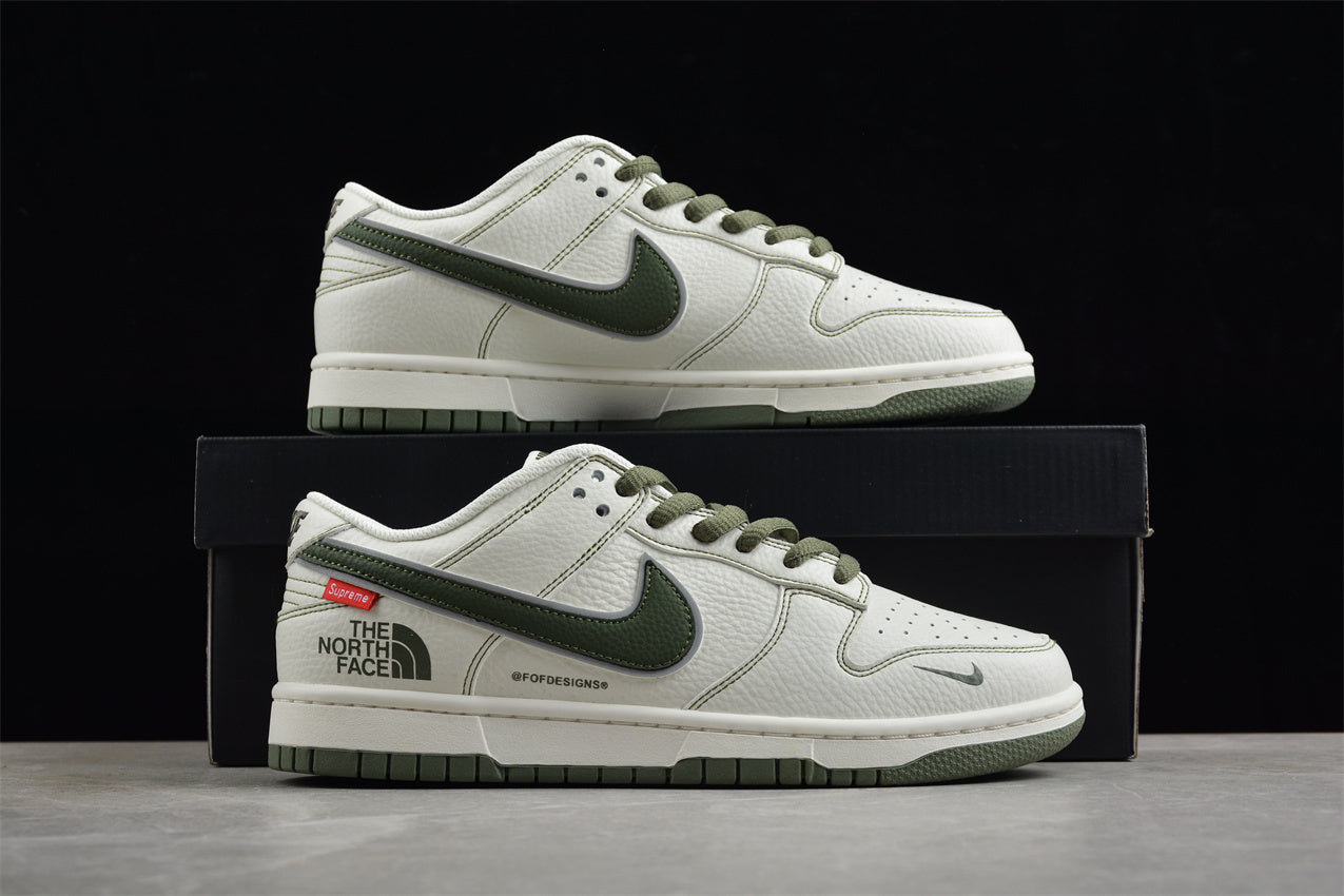 Nk SB Dunk Low Supreme x The North Face BM0234-505