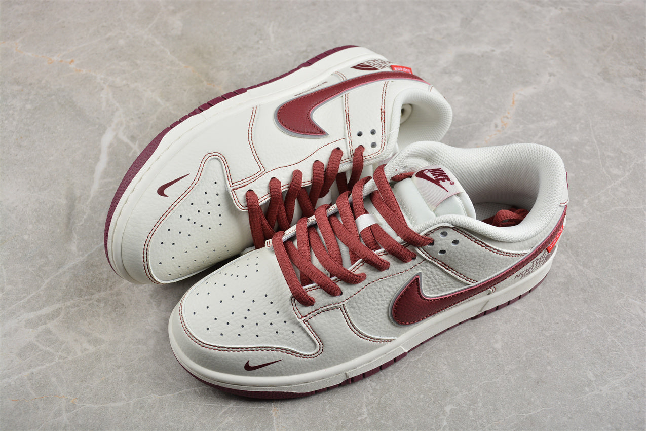 Nk SB Dunk Low Supreme x The North Face BM0234-506