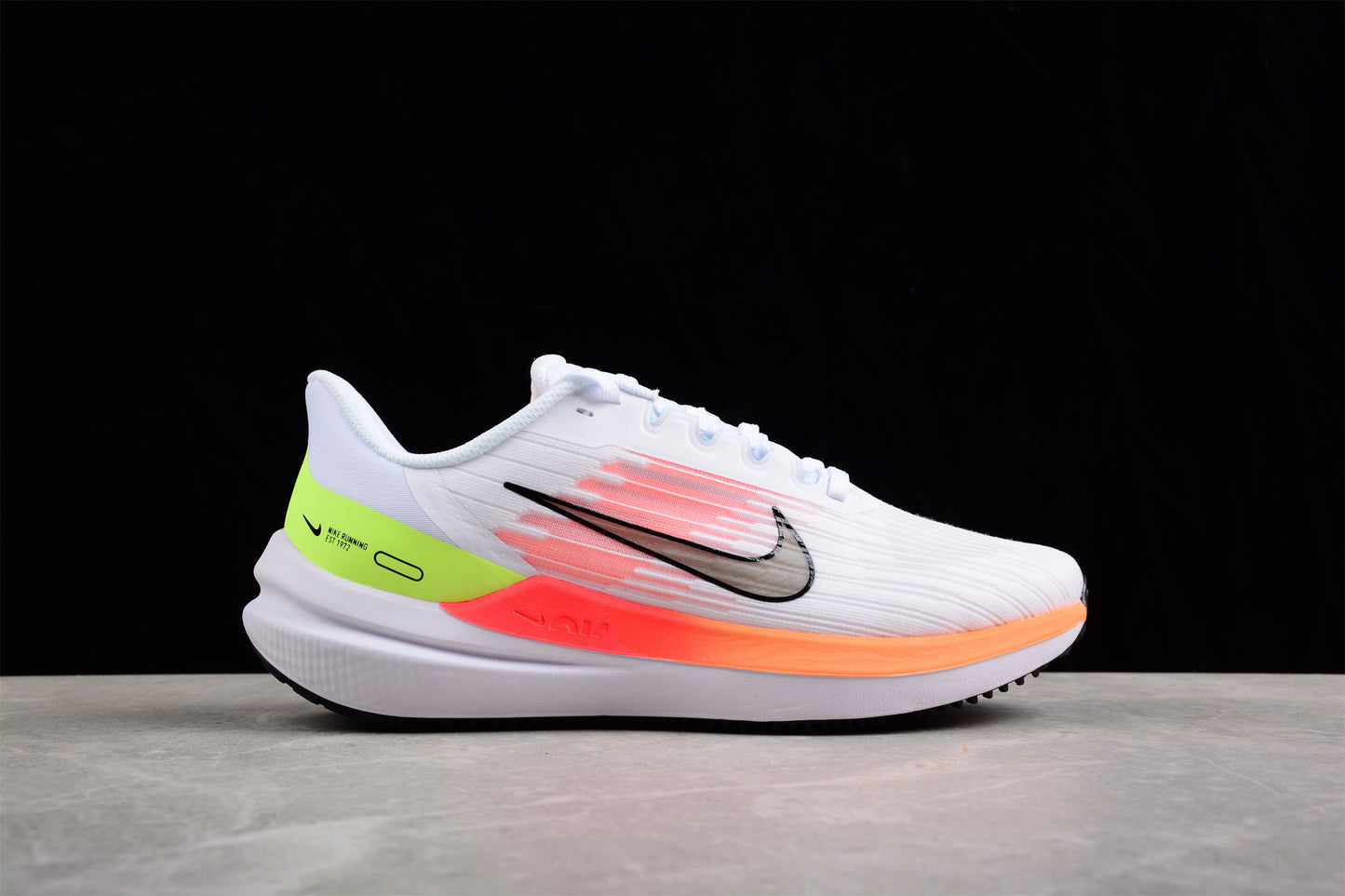 Nk Zoom Winflo 9 DD6203-100