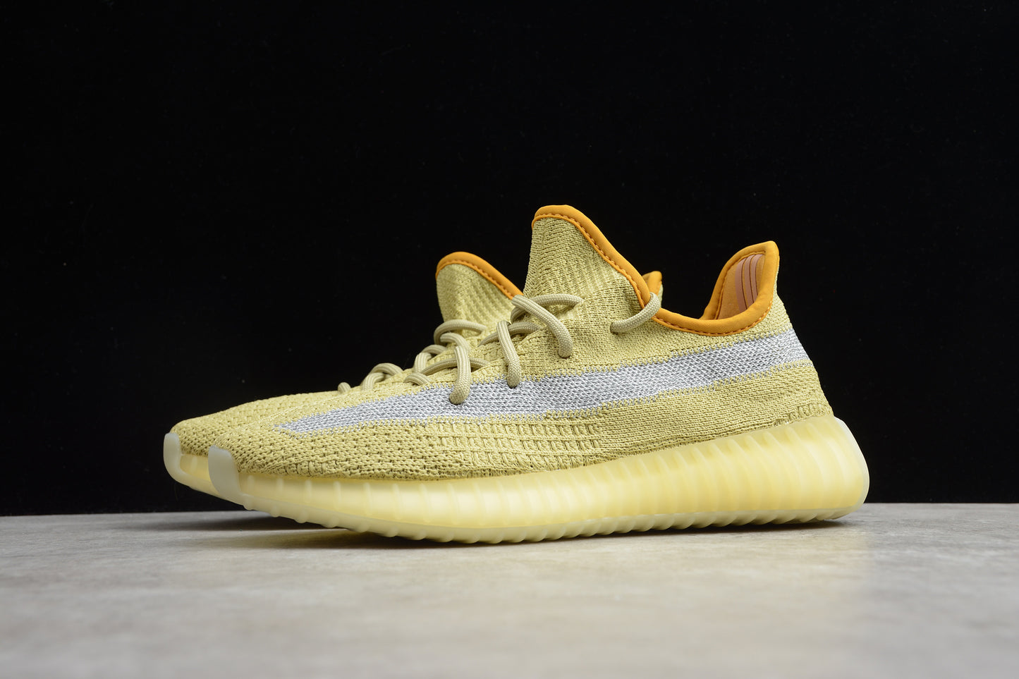 R17 Yeezy Boost 350 FX9034