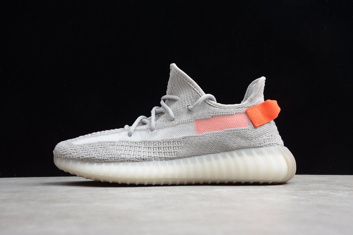 R17 Yeezy Boost 350 V2
