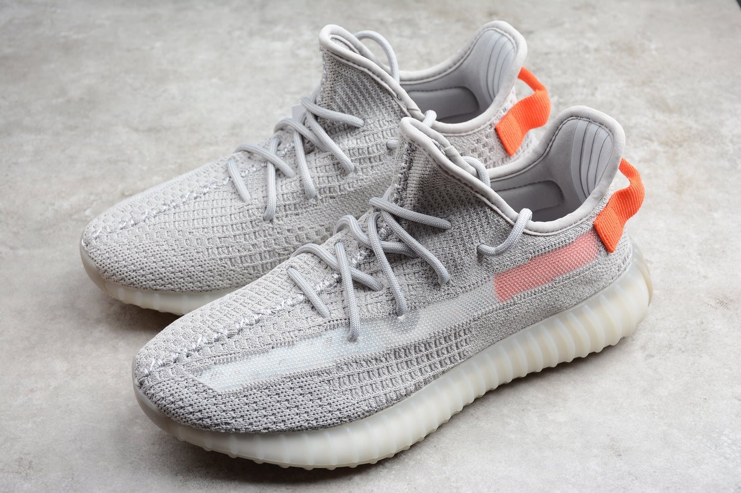 R17 Yeezy Boost 350 V2