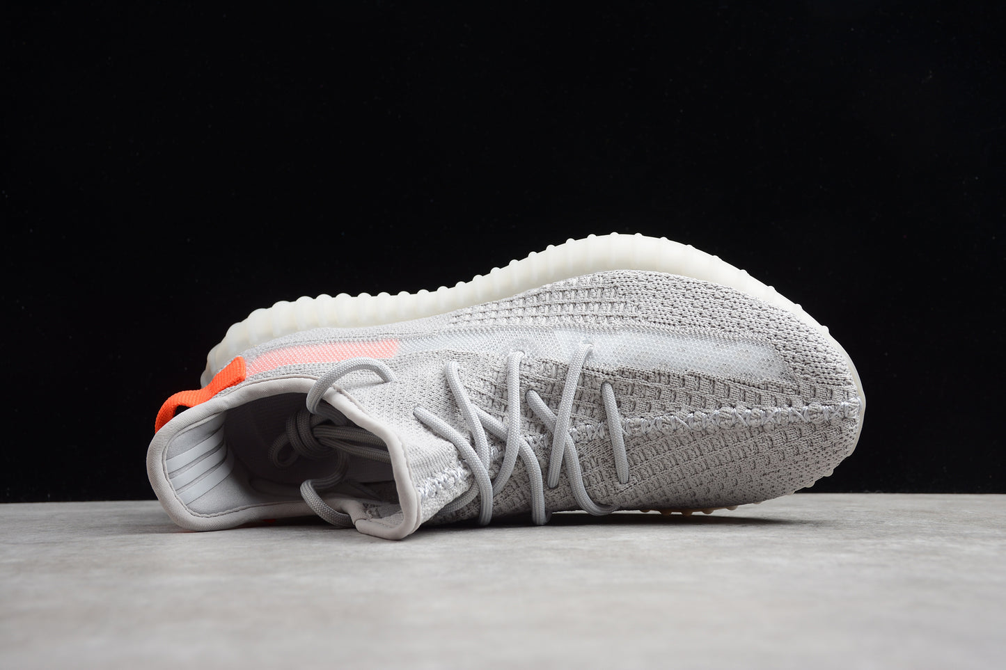 R17 Yeezy Boost 350 V2