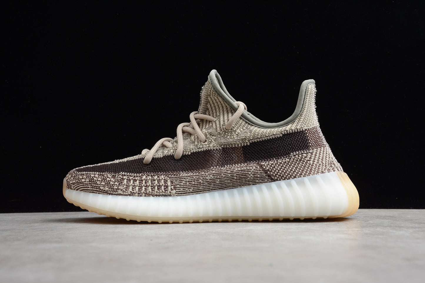 R17 Yeezy Boost 350 V2 FZ1267