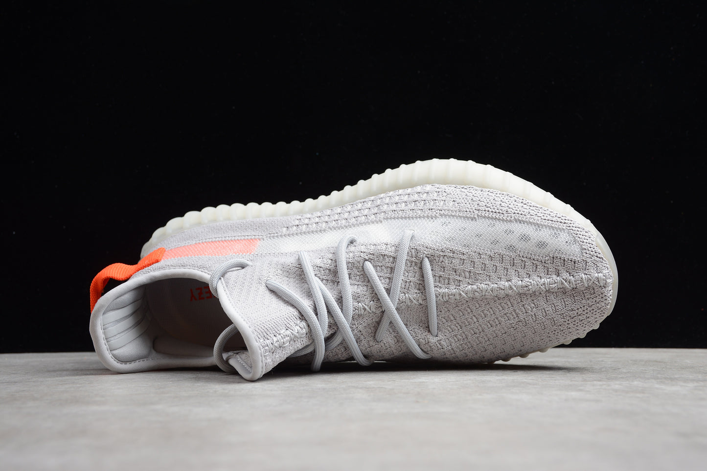 R17 Yeezy Boost 350 V2 “Yecheil” FX9017