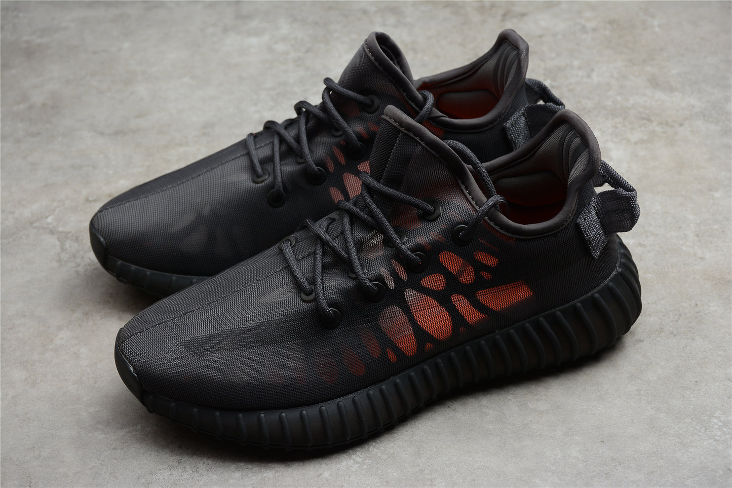 R20-35 YEEZY BOOST 350 V2 GW2872