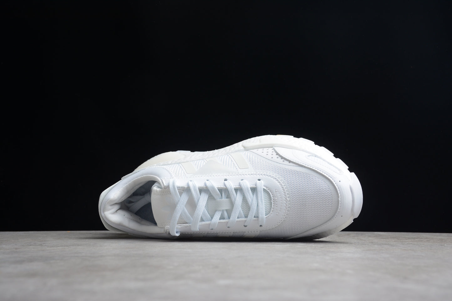 R20 adidas originals Retropy P9 H03088