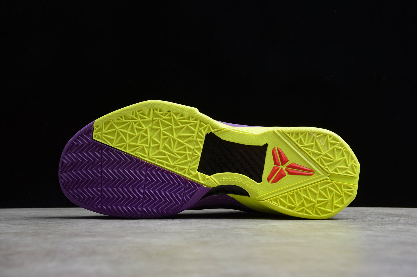 R24 KOBE 7 Christmas(Leopsrd) 488244-500