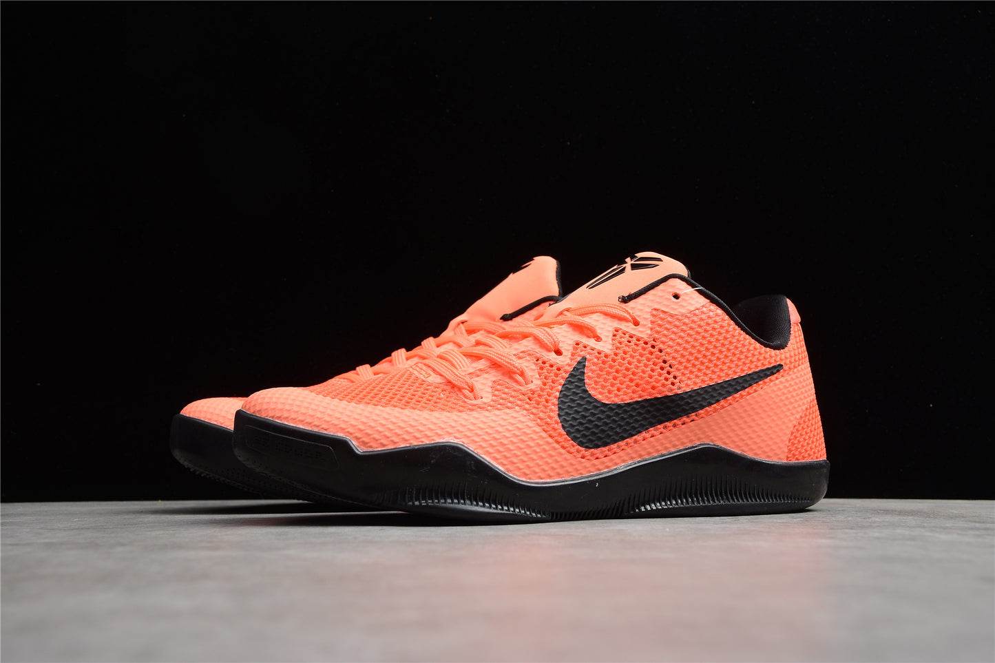 R24 Kobe 11 EM “Bright Mango” 11 836183-806