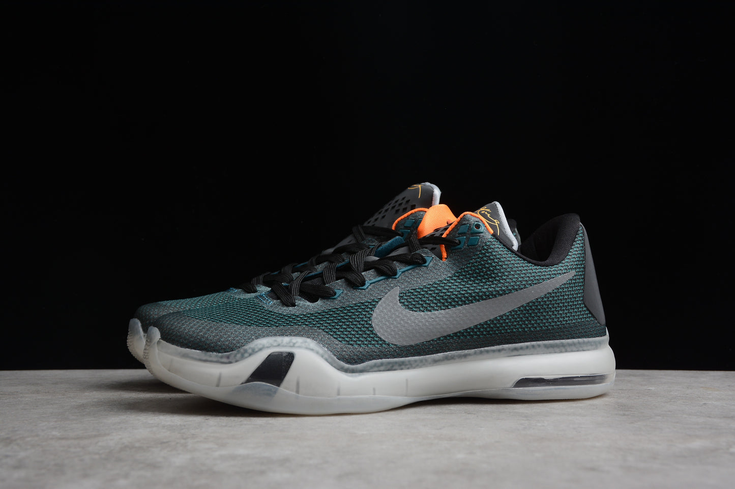R26 Kobe 10 “Flight” 10 705317-308