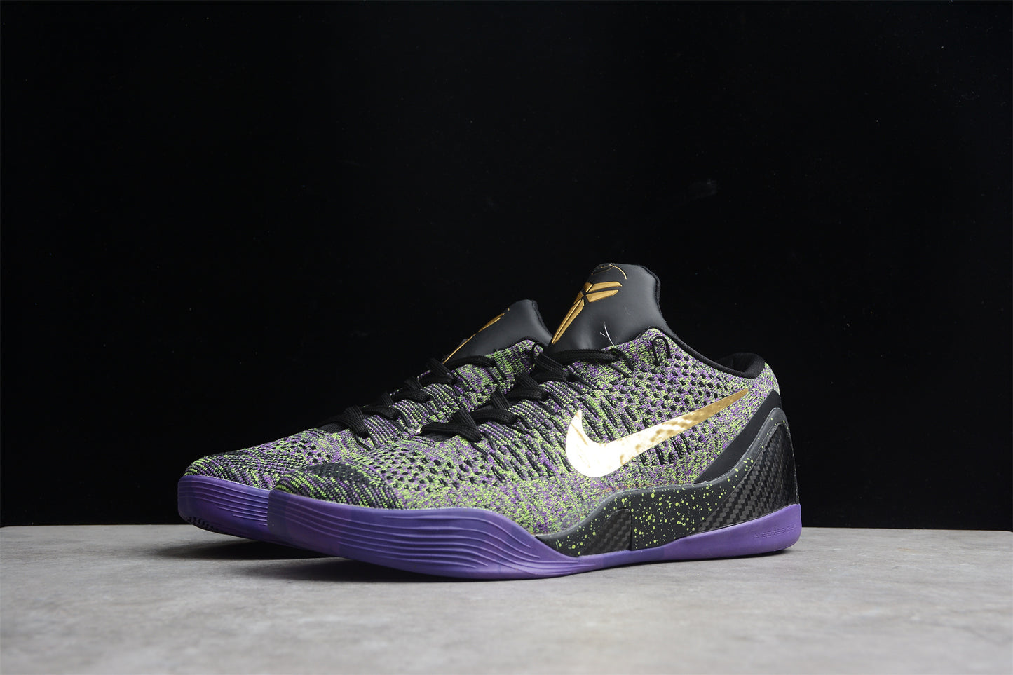 R26 NK Kobe 9 Low "Manba Moment" 677992-998