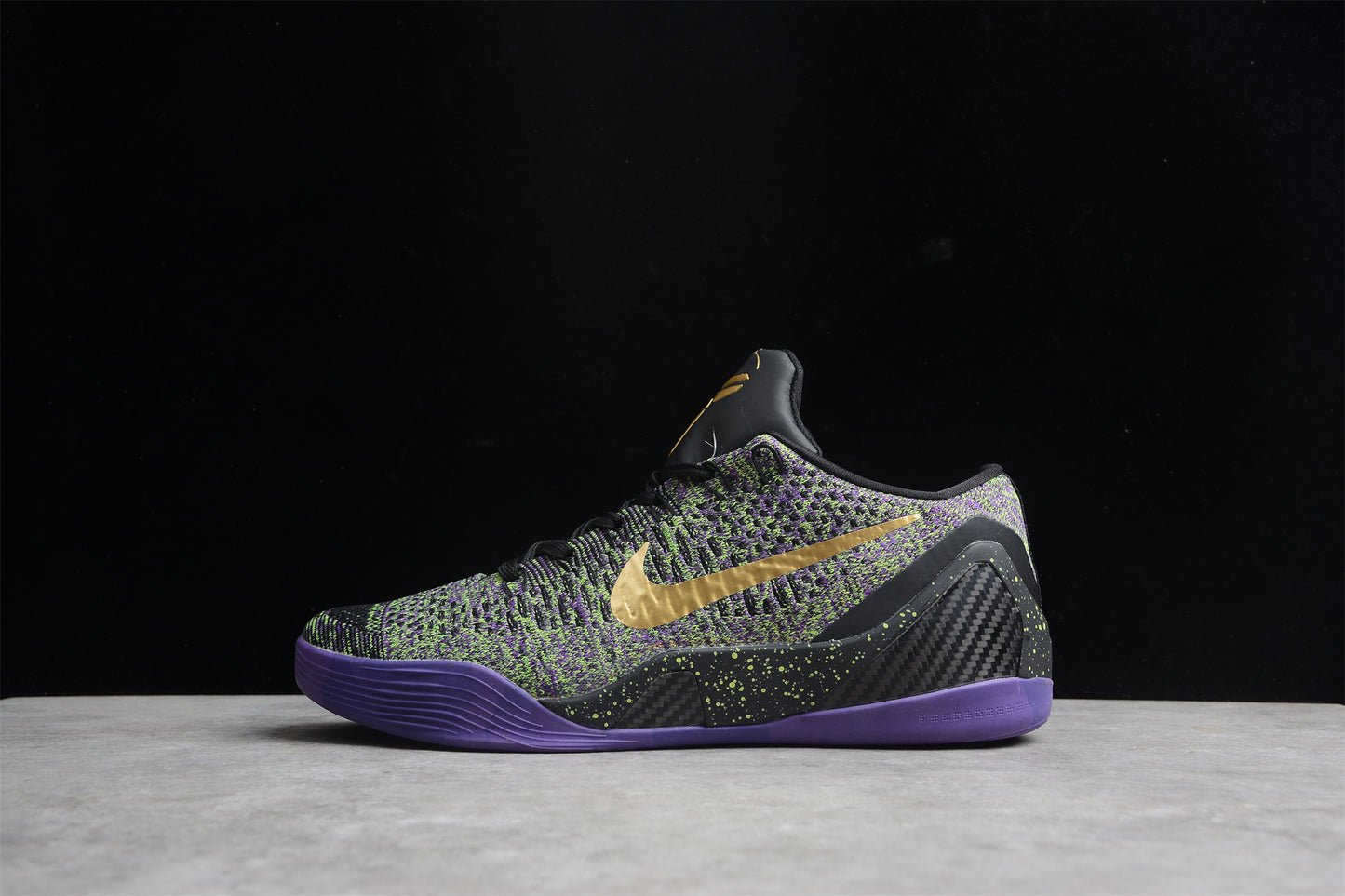 R26 NK Kobe 9 Low "Manba Moment" 677992-998