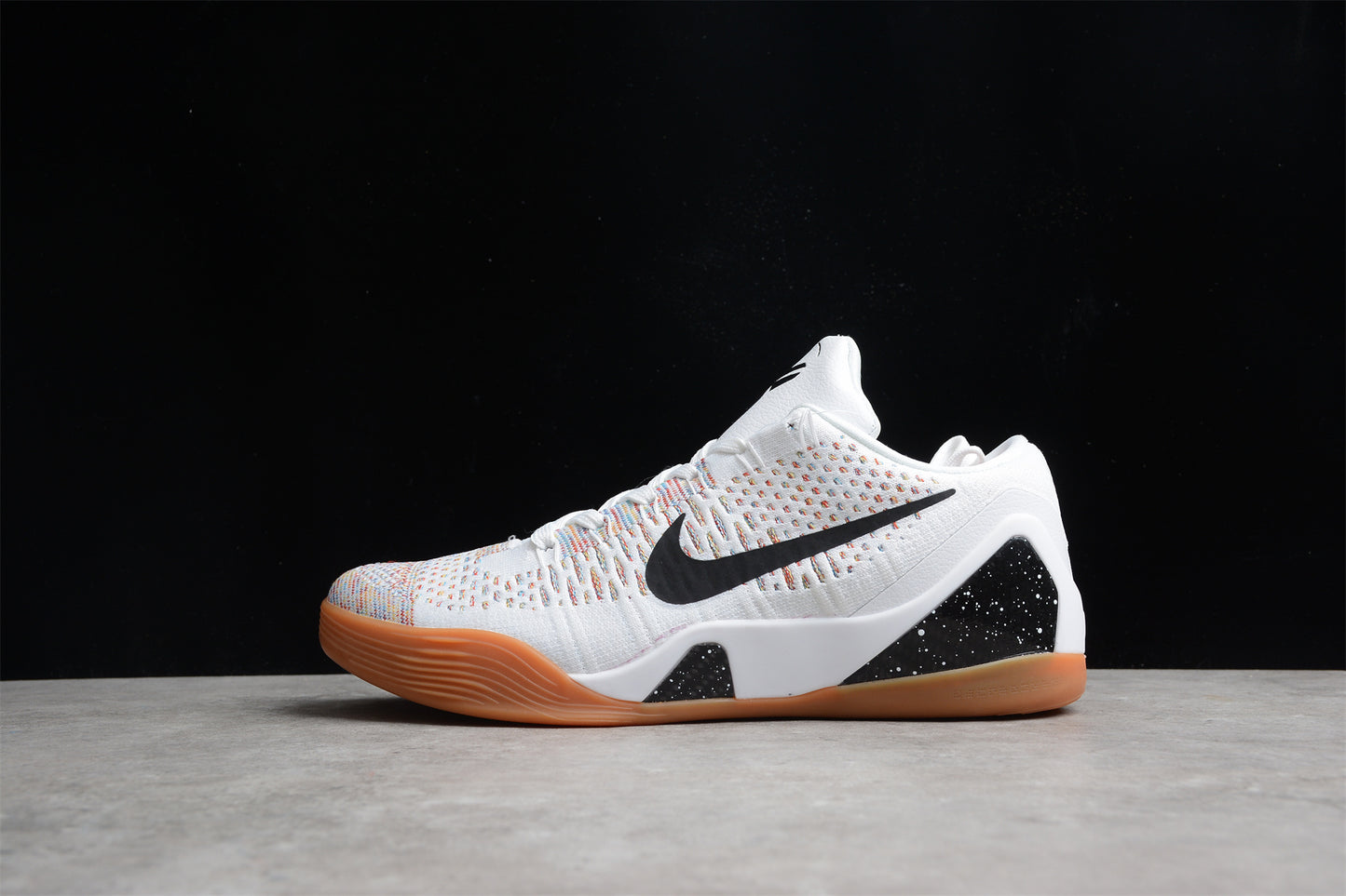 R26 Nk Kobe 9 Elite Premium Low HTM Milan "White Multi-Color" 9 698595-109