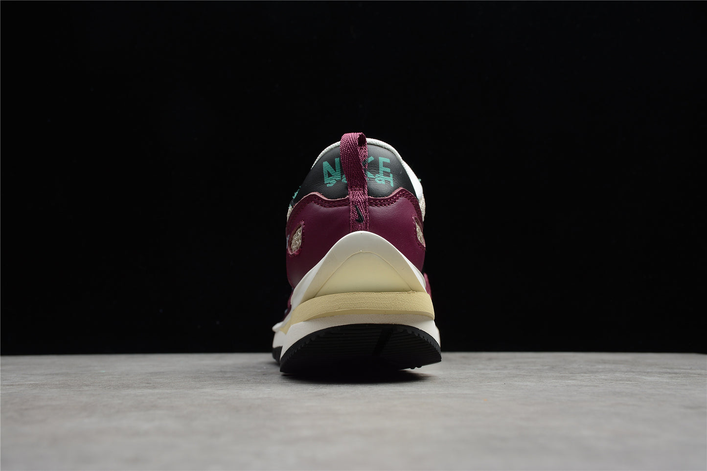 R26 SACAI BV0073-102
