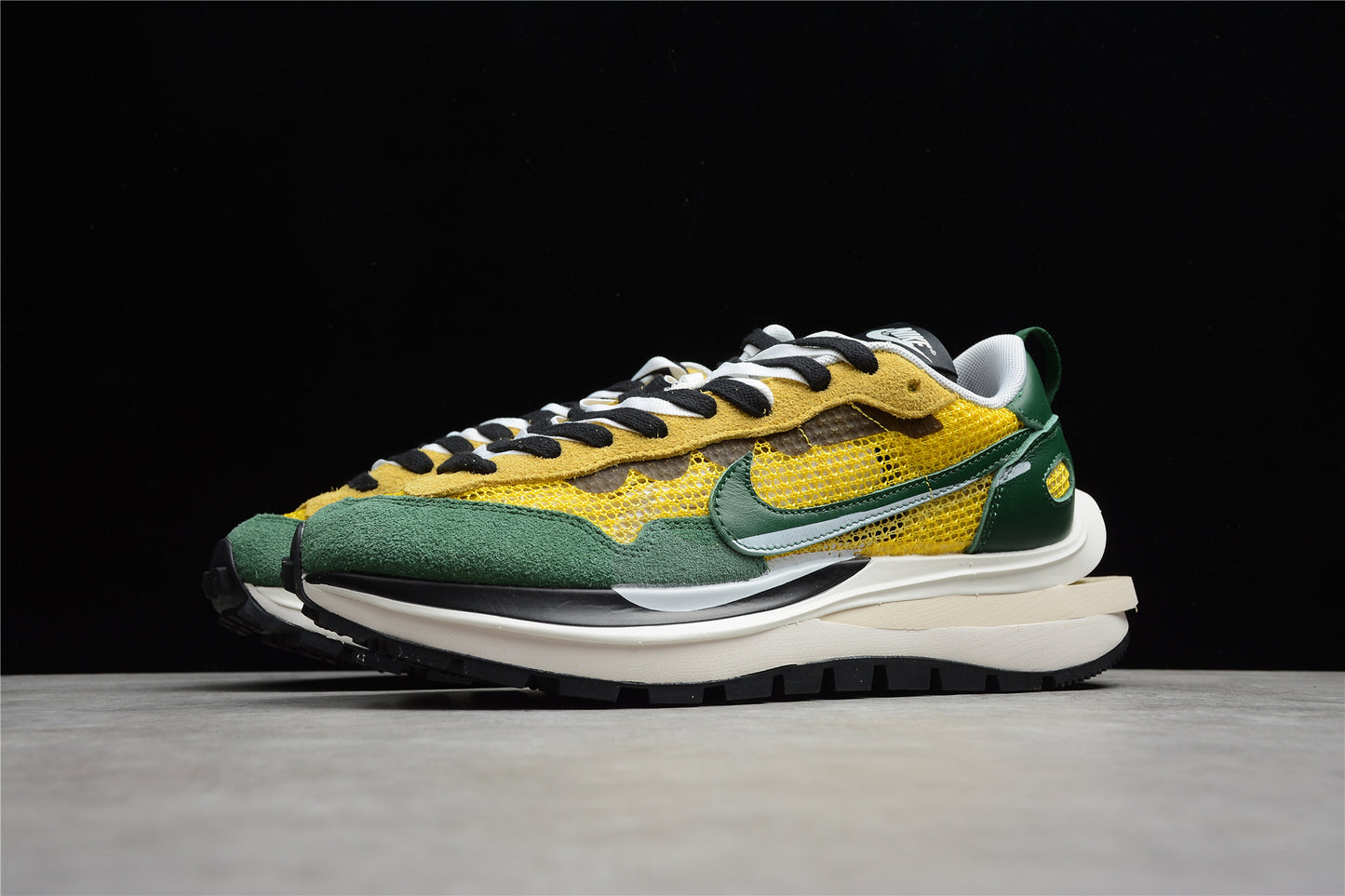 R26 SACAI BV0073-103