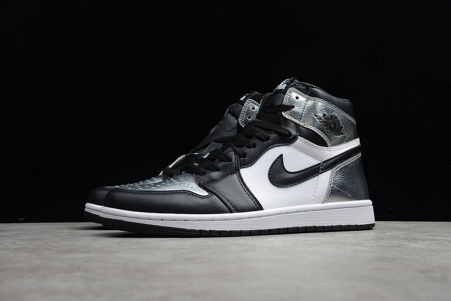 R28 Air Jordan 1 High OG WMNS“ Silver Toe”AJ1 CD0461-001