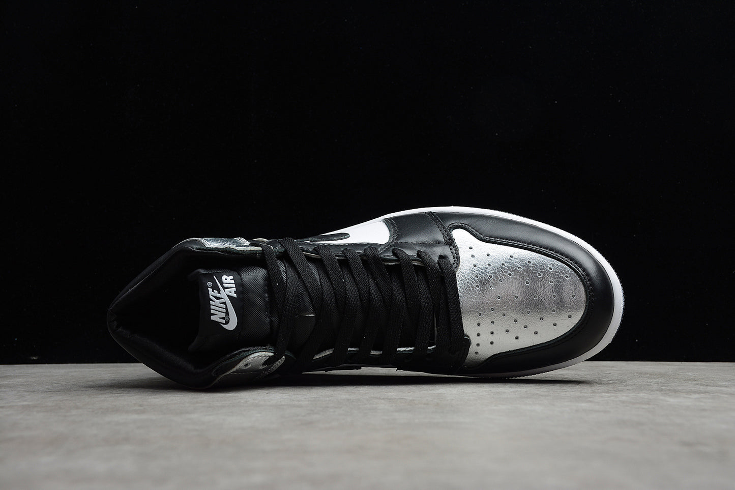 R28 Air Jordan 1 High OG WMNS“ Silver Toe”AJ1 CD0461-001