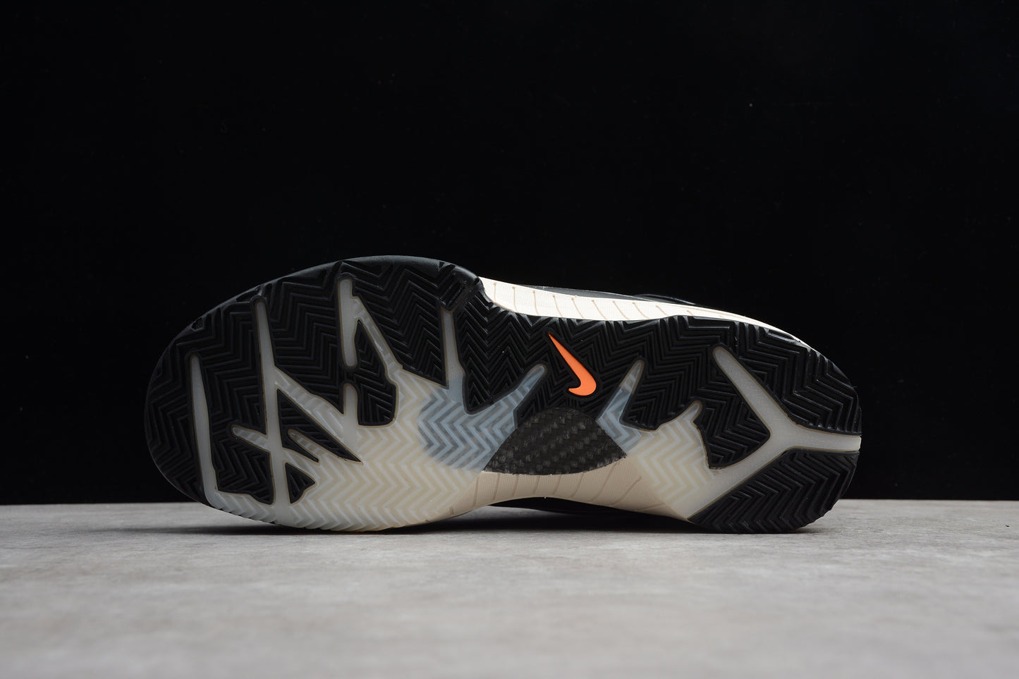 R32 Nike Kobe 4 Protro “Undefeated Black Mamba” – CQ3869-001