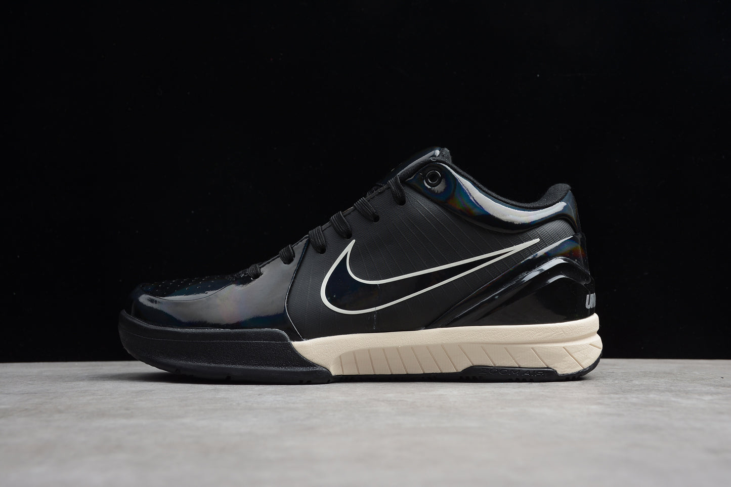 R32 Nike Kobe 4 Protro “Undefeated Black Mamba” – CQ3869-001