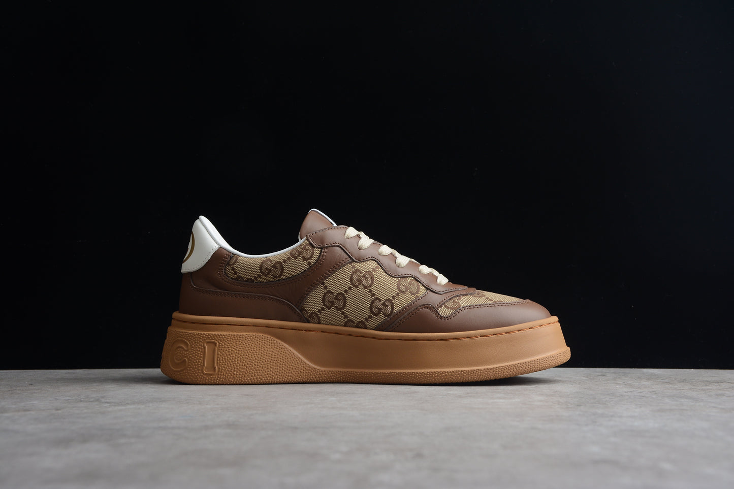 R38-48 GUCCI Chunky B676092 UPG20 2866