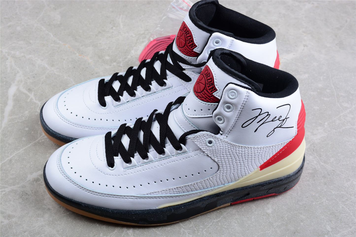 R38 OFF-WHITE x Air Jordan 2 High AJ2 DJ4375-101