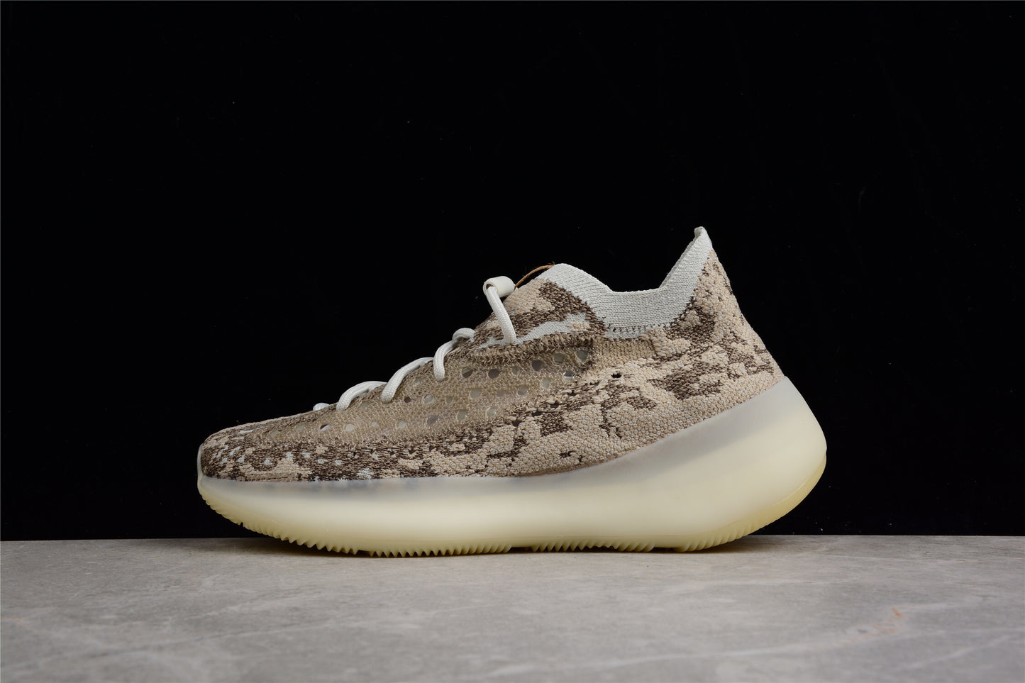 R38 Yeezy Boost 380 GZ0473