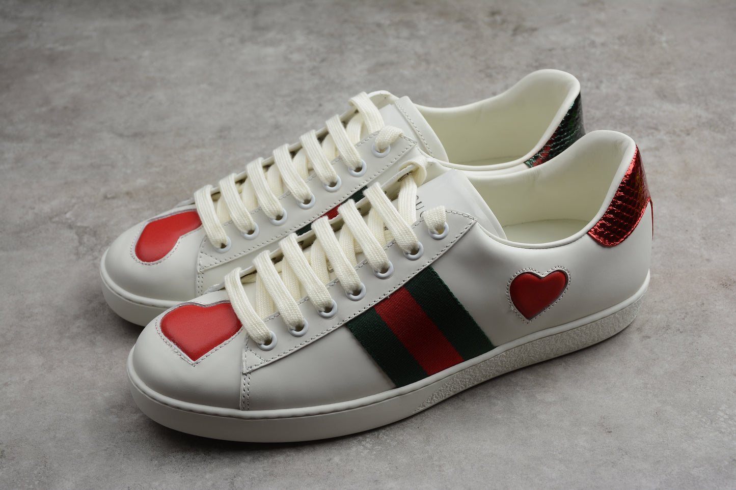 R42GUCCI35-40