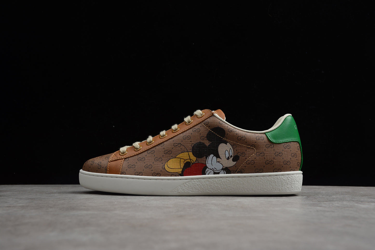 R42GUCCI35-40
