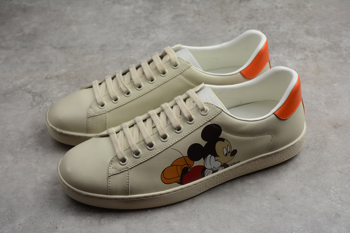 R42GUCCI35-40