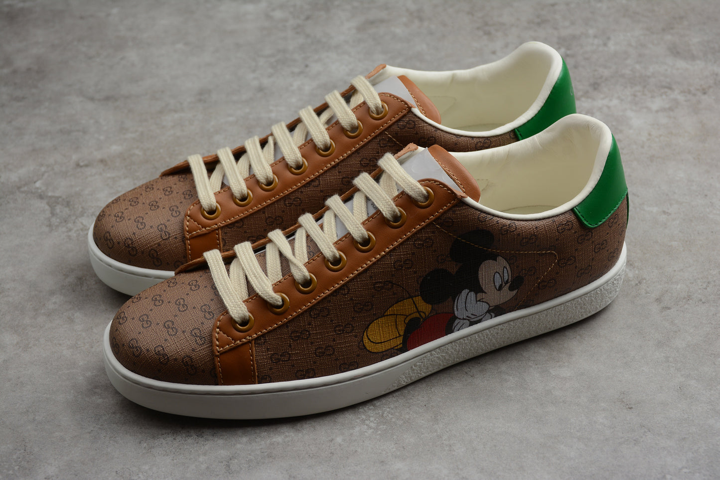 R42GUCCI35-40