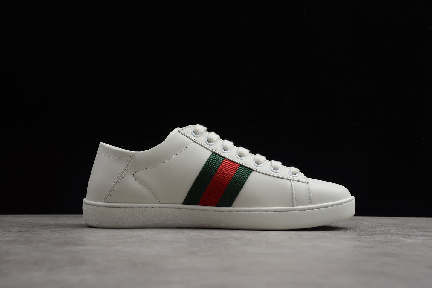 R42GUCCI35-40