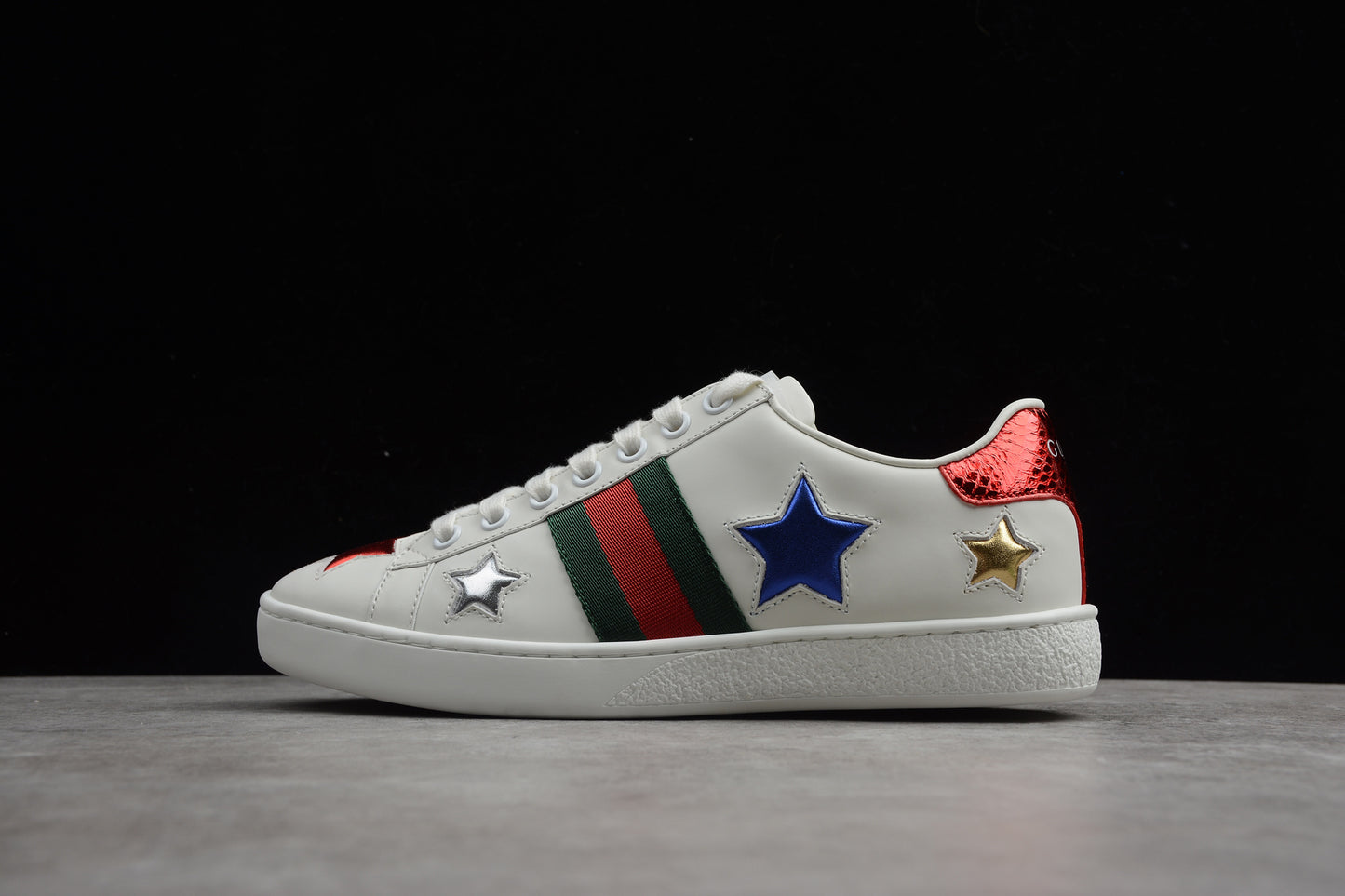 R42GUCCI35-40