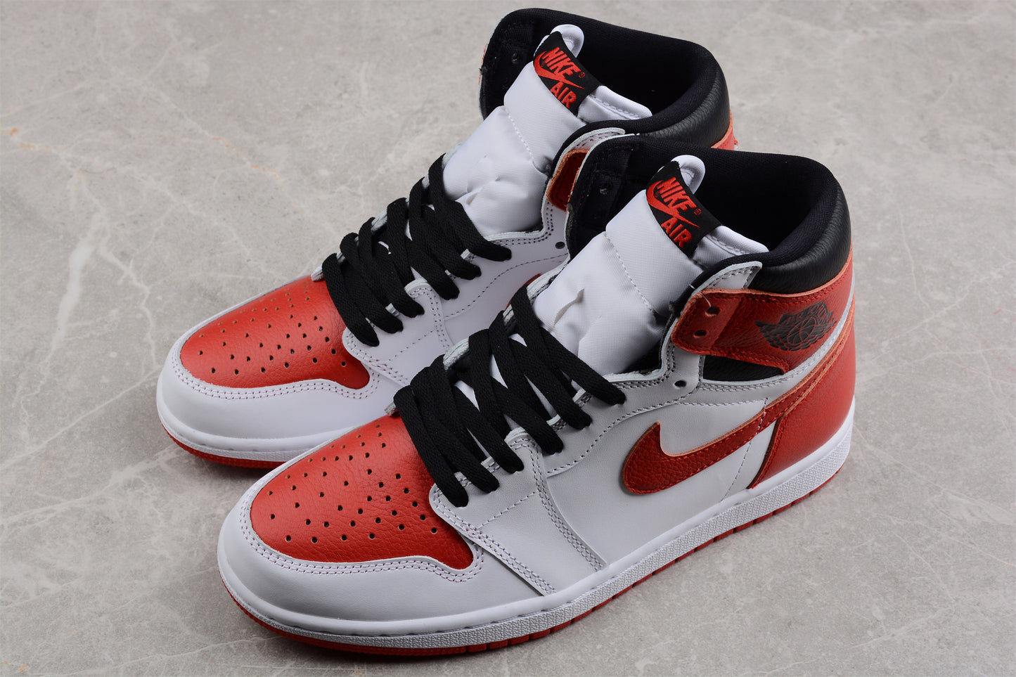R42 Air Jordan 1 High OG AJ1 555088-161