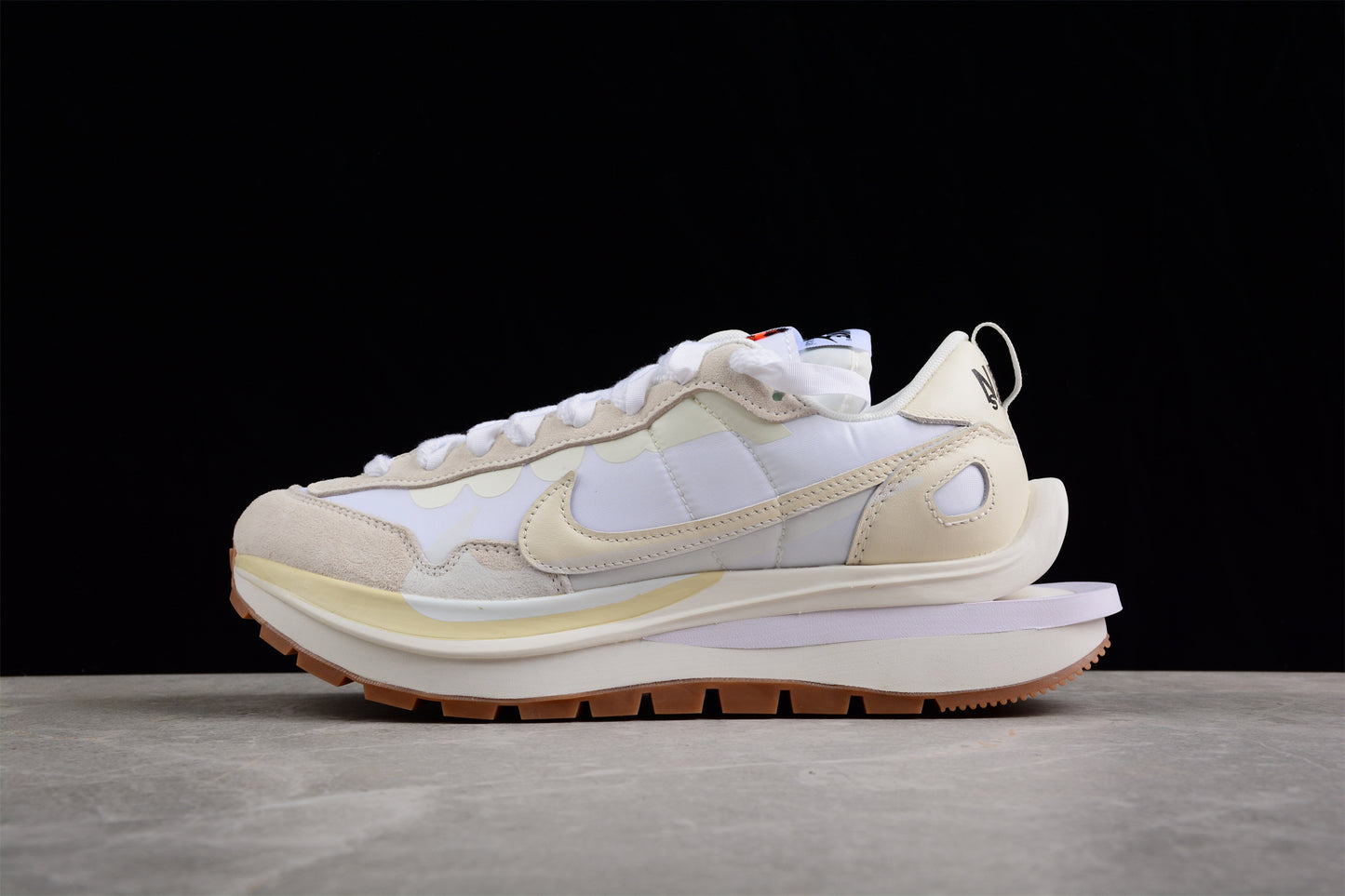 Sacai x Nike VaporWaffle “White Gum” – DD1875-100