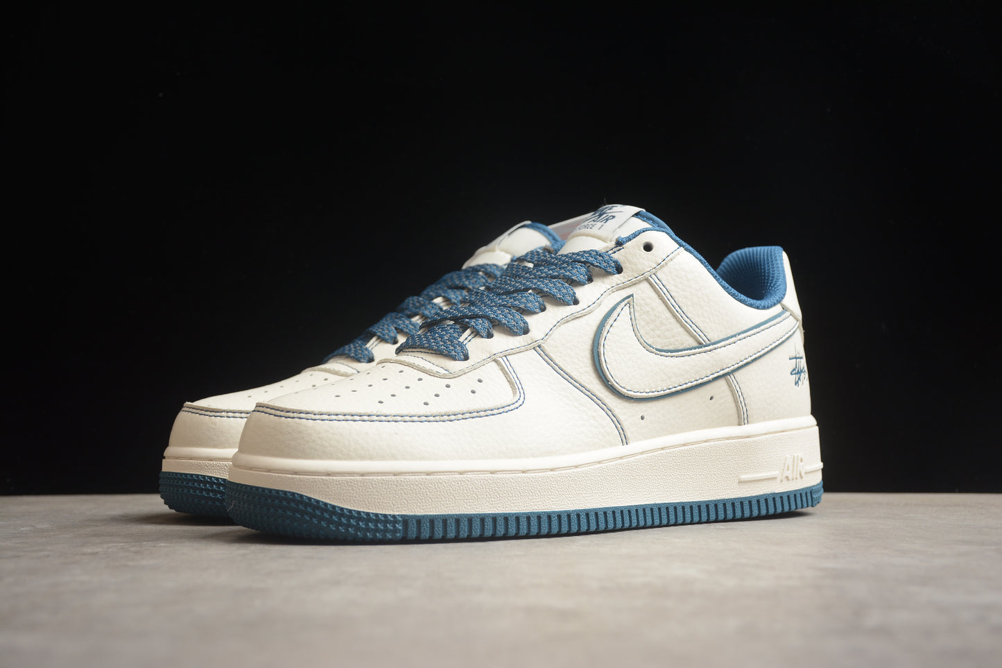 Stussy x Nk Air Force 1 Low UN1635-333